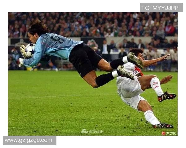 追寻绿茵场上的传奇足坛明星与我的青春回忆